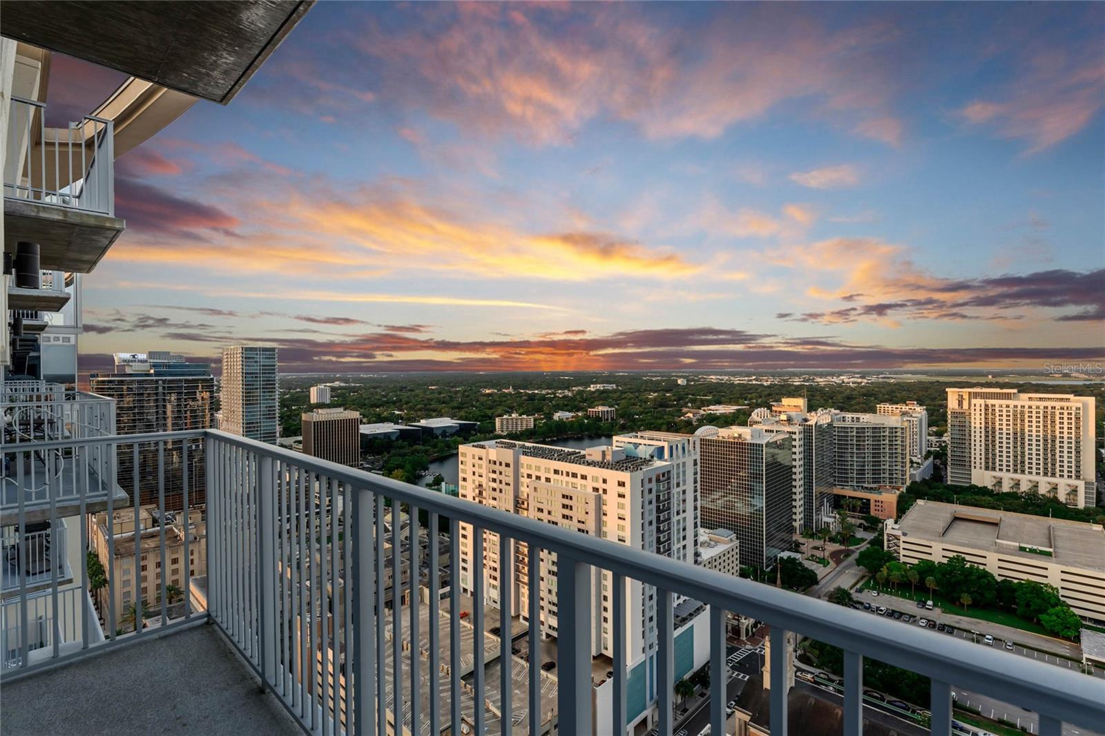 155 S Court Ave #2807