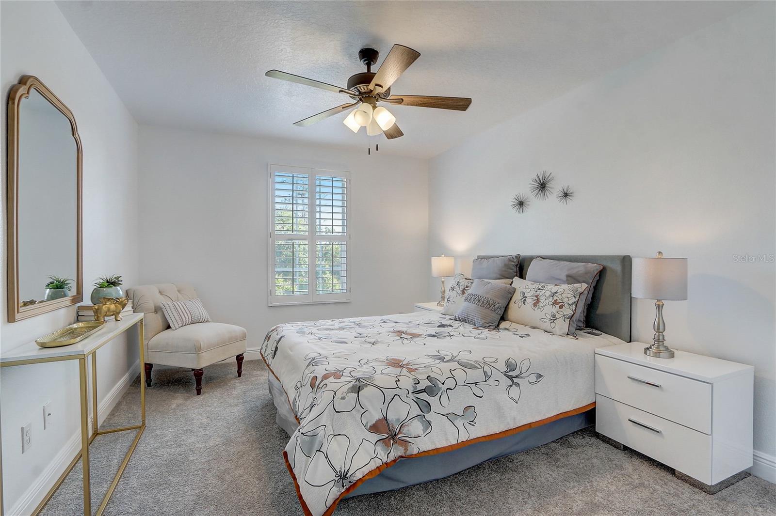 12818 Lexington Summit St