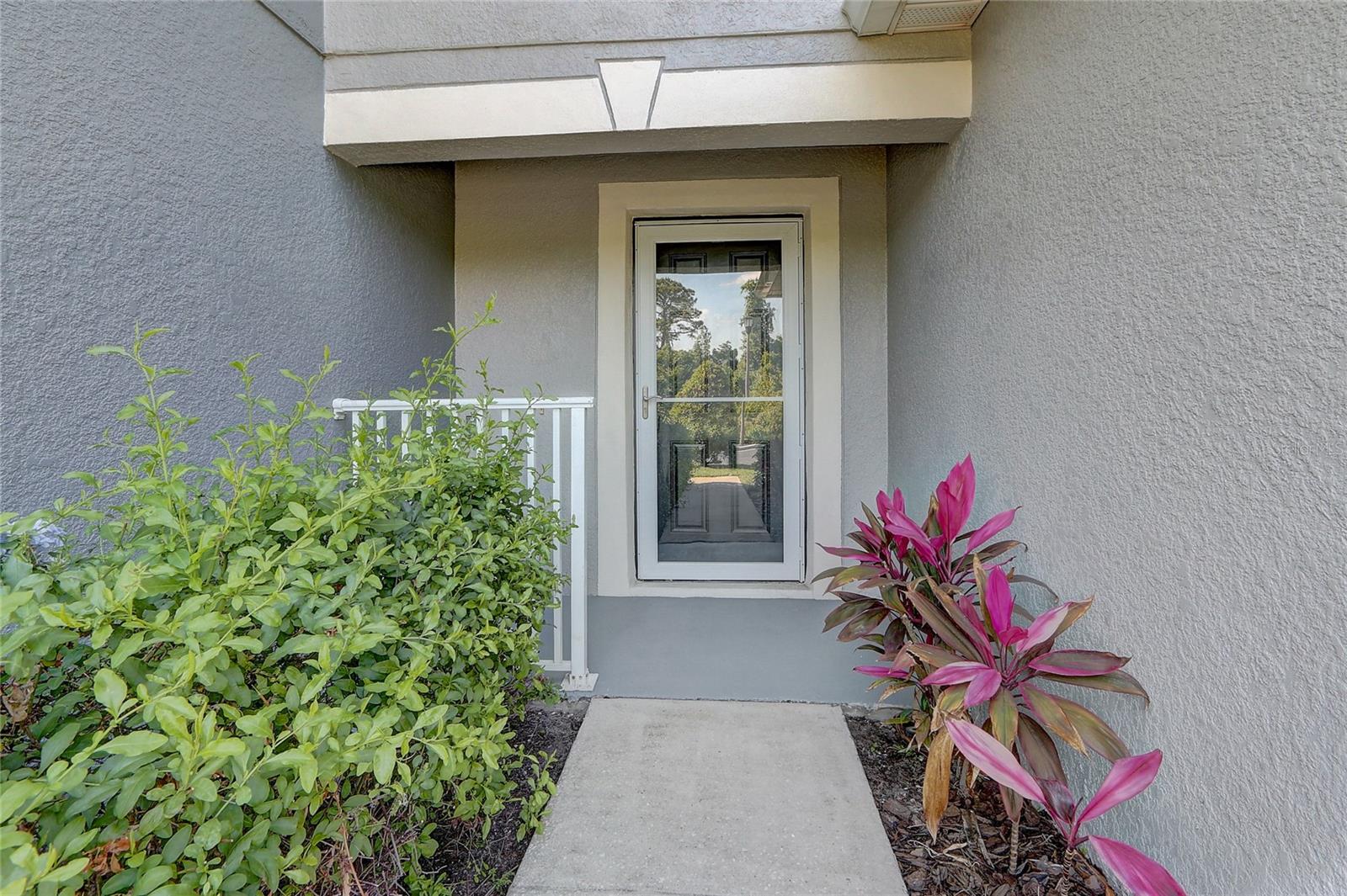 12818 Lexington Summit St