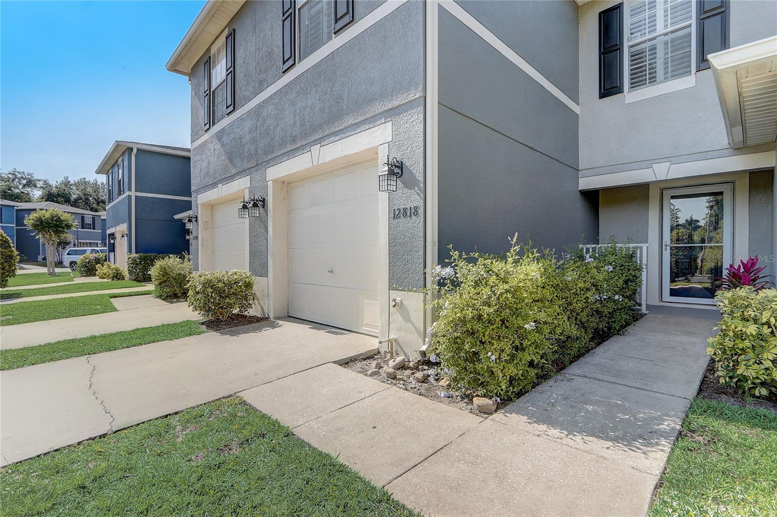 12818 Lexington Summit St