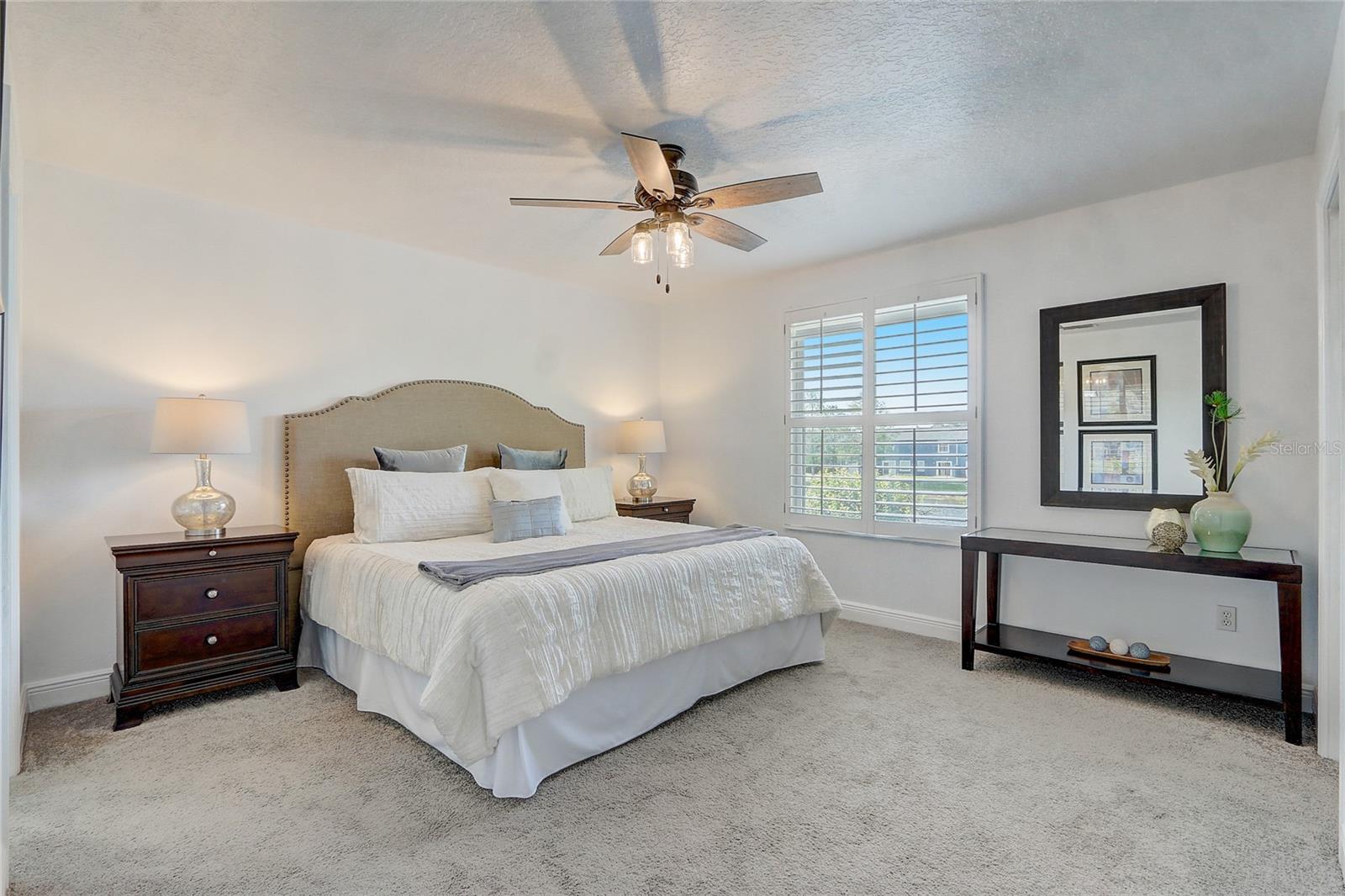 12818 Lexington Summit St