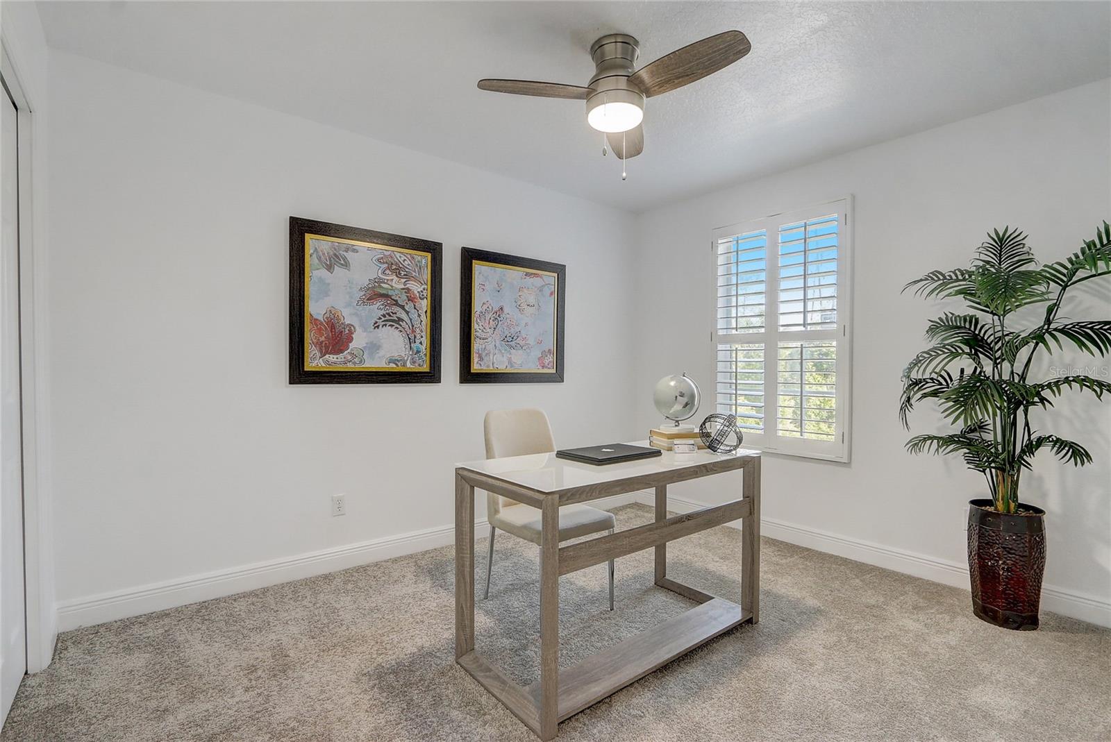 12818 Lexington Summit St