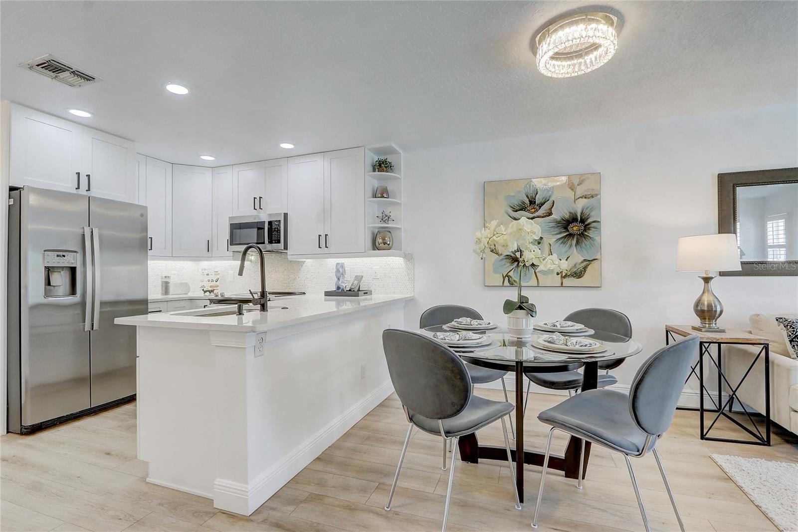 12818 Lexington Summit St