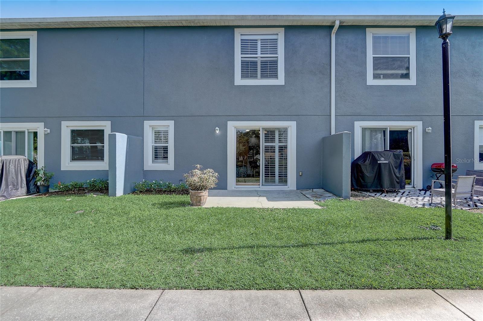 12818 Lexington Summit St