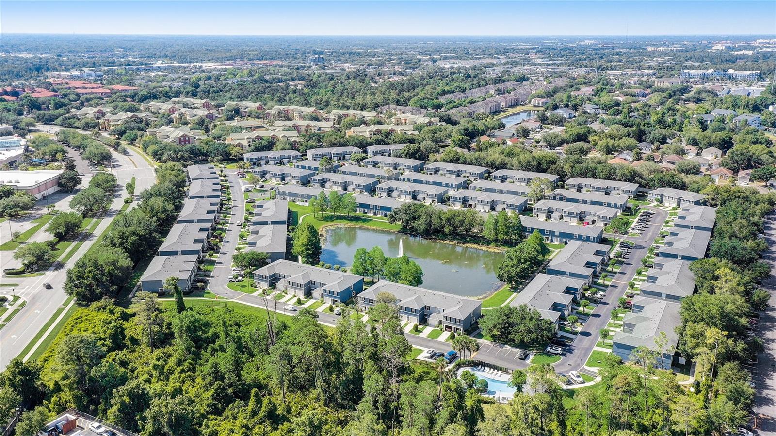 12818 Lexington Summit St