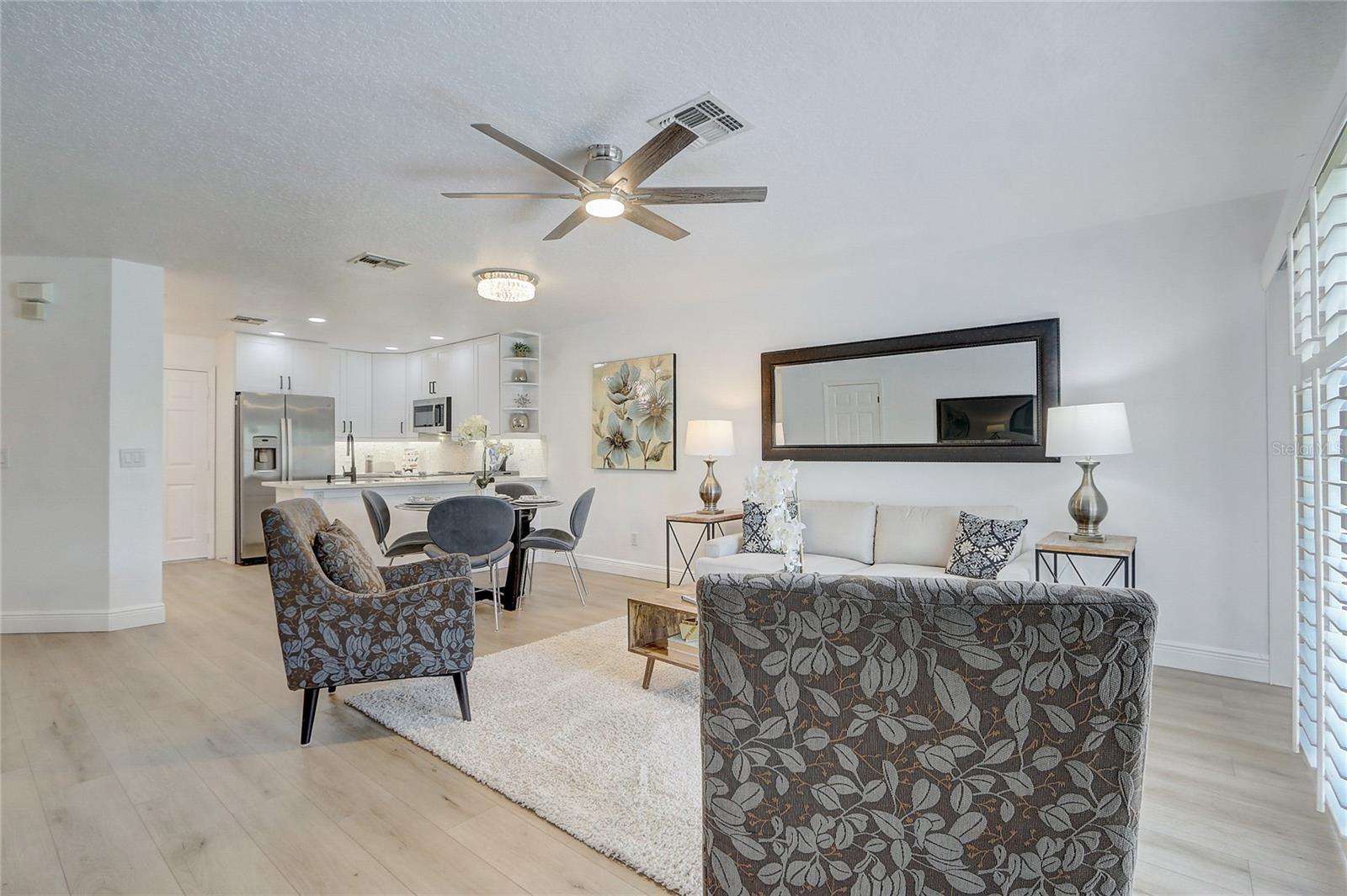 12818 Lexington Summit St