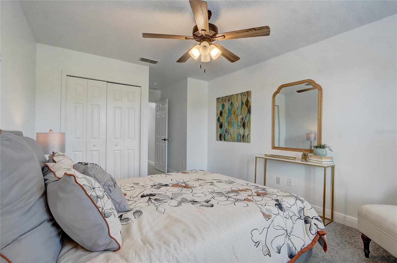 12818 Lexington Summit St