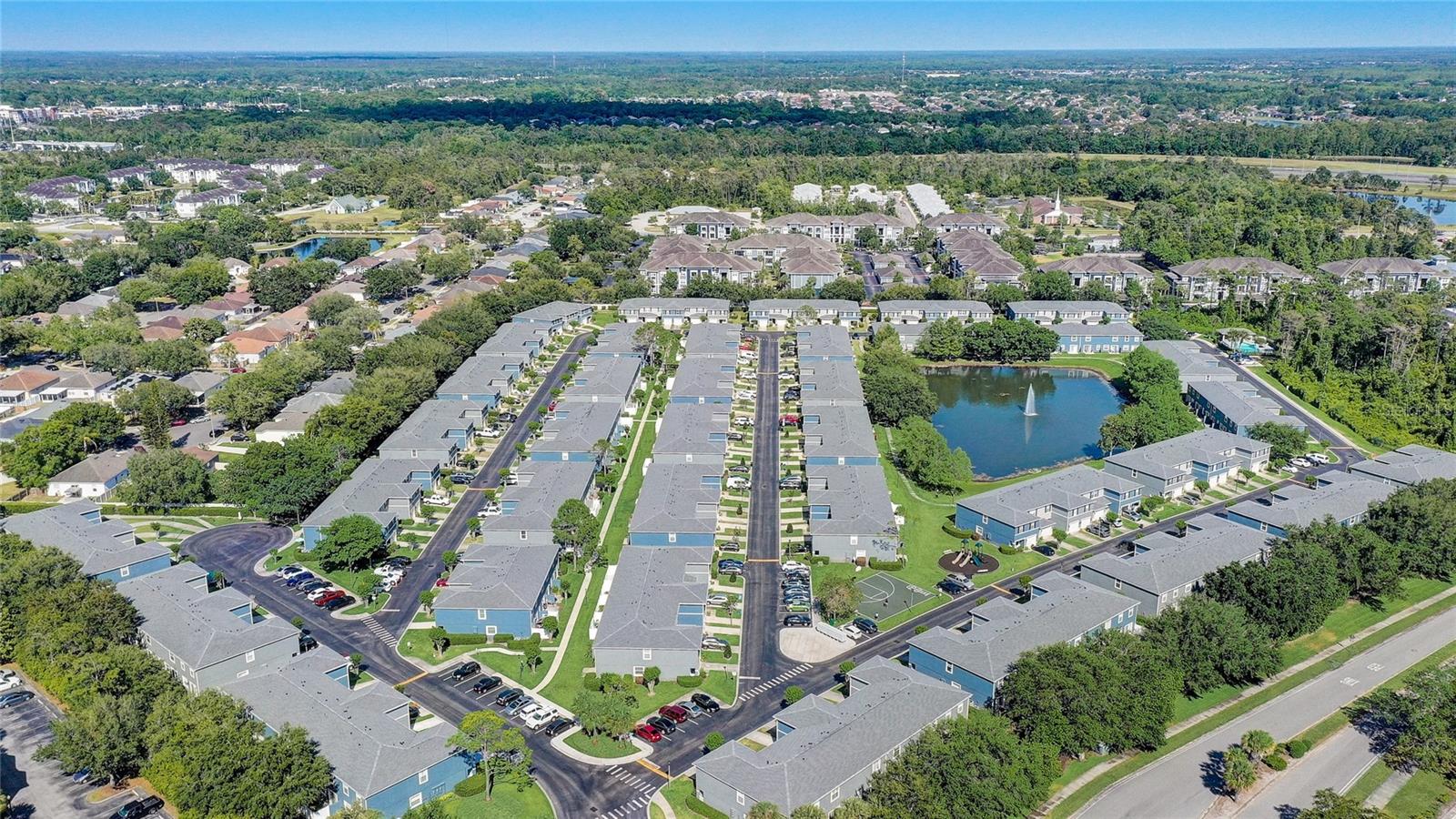 12818 Lexington Summit St