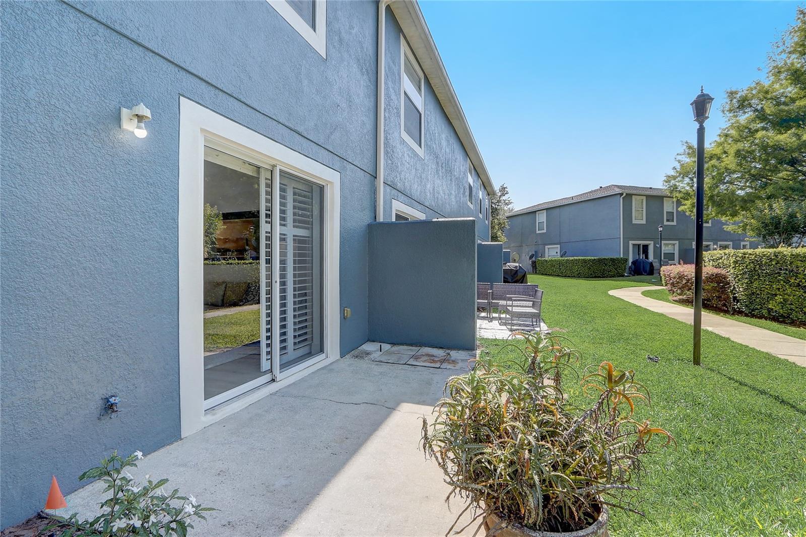 12818 Lexington Summit St