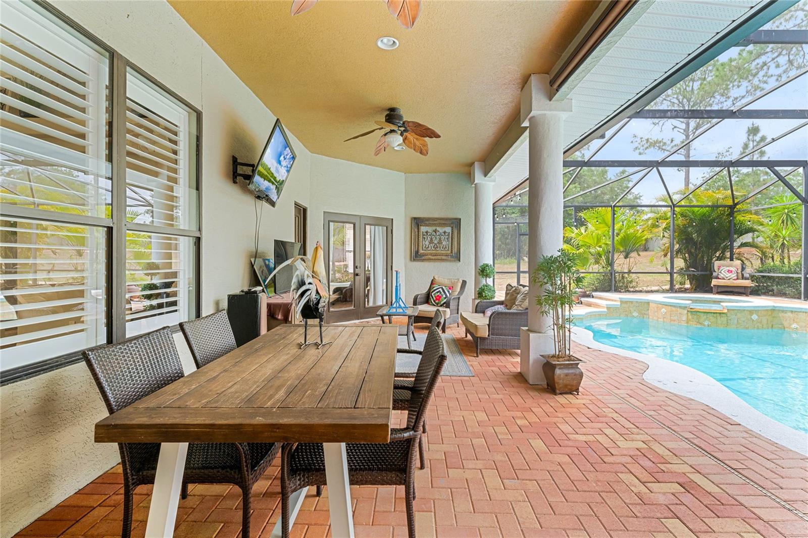 357 Kiwanis Cir