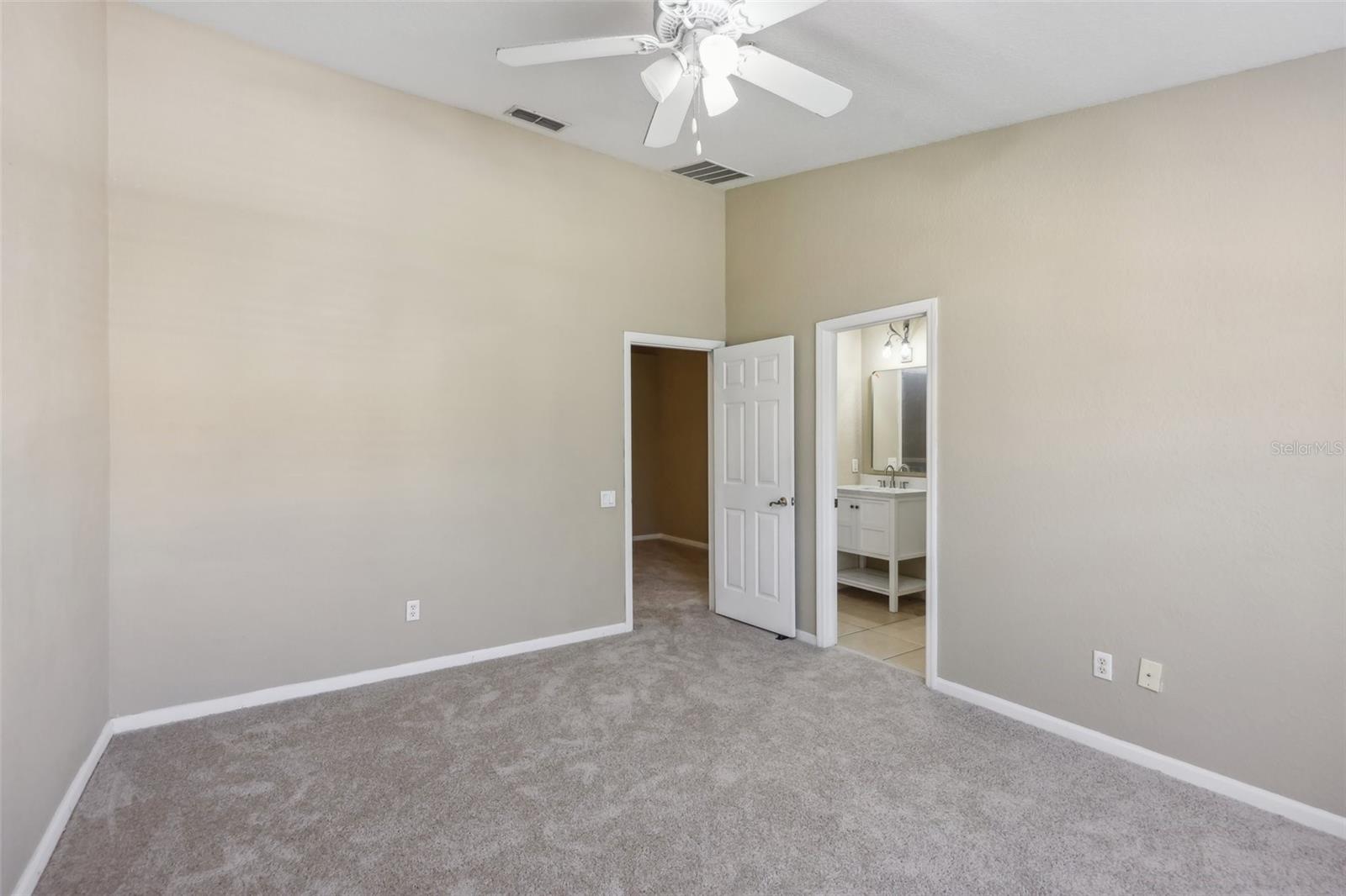 6302 Daysbrook Dr #103