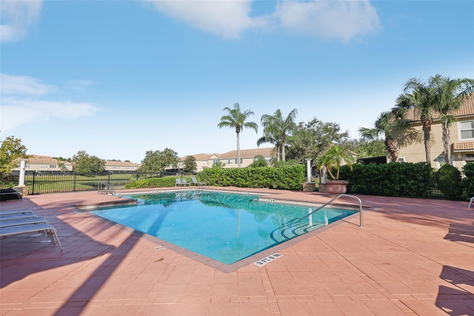 6302 Daysbrook Dr #103