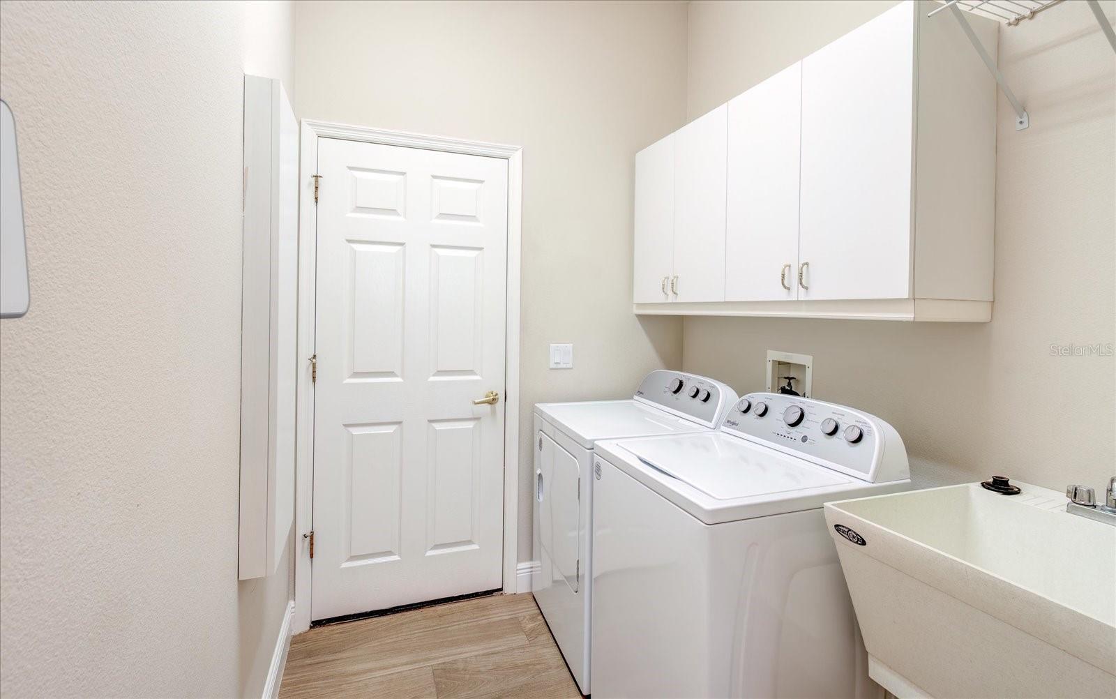 1303 Waterwitch Cove Cir