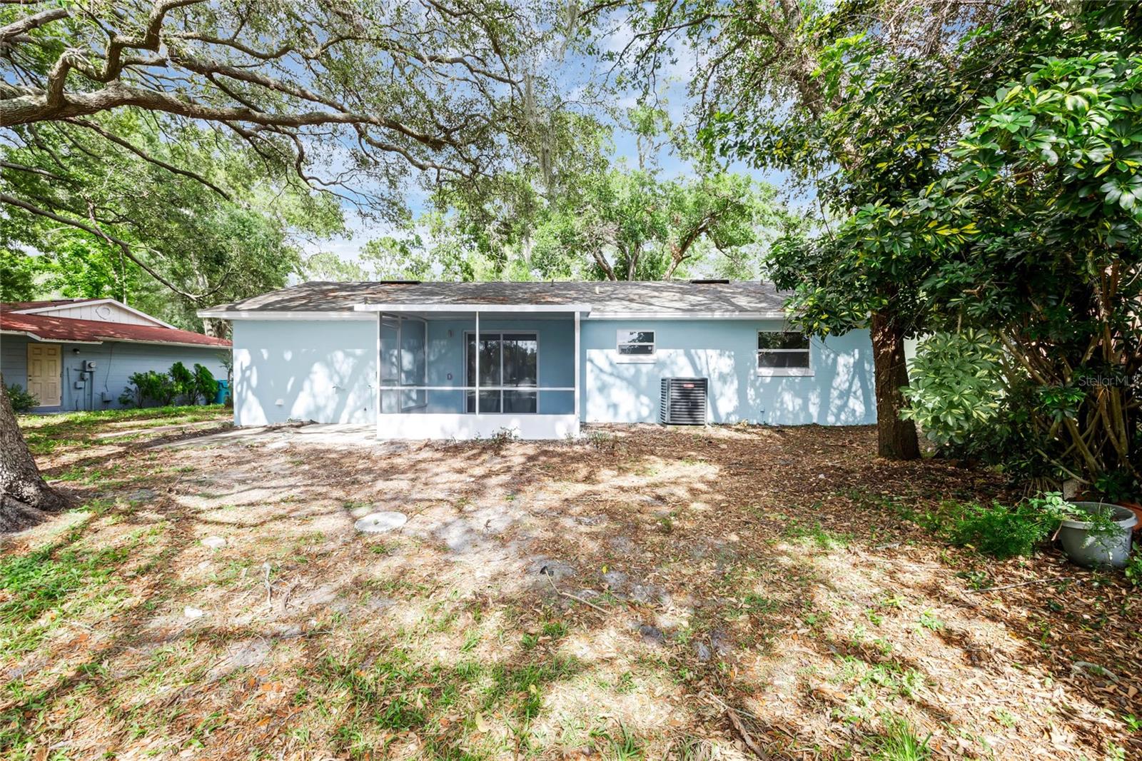 4523 Three Lakes Cir