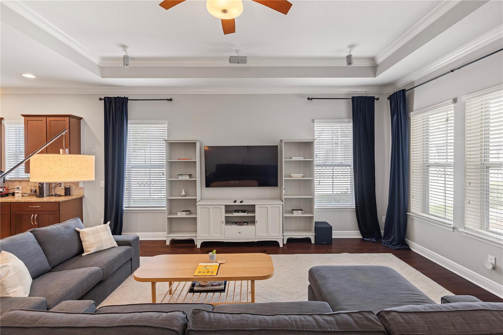 936 Dewinsberry Dr N