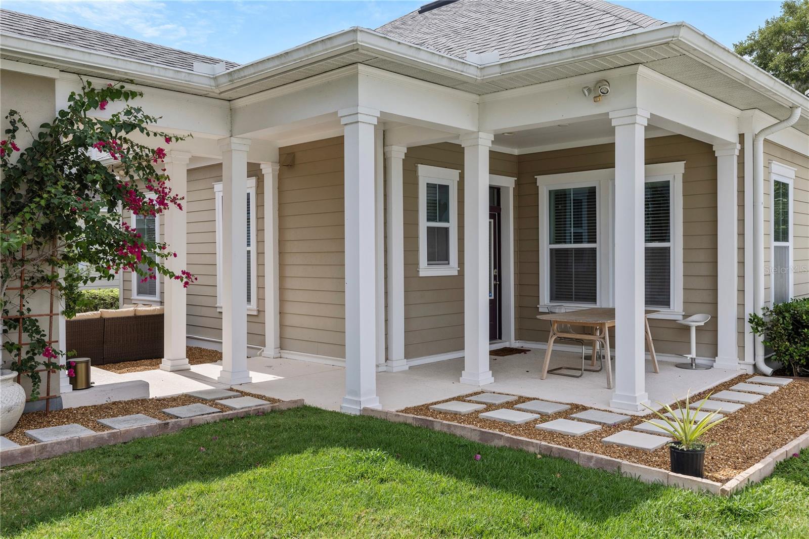 936 Dewinsberry Dr N