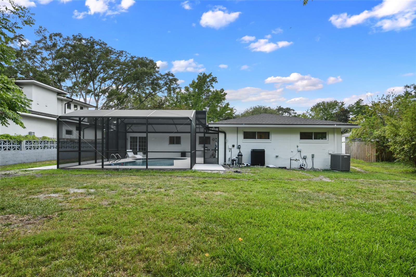 2022 Arbor Park Dr