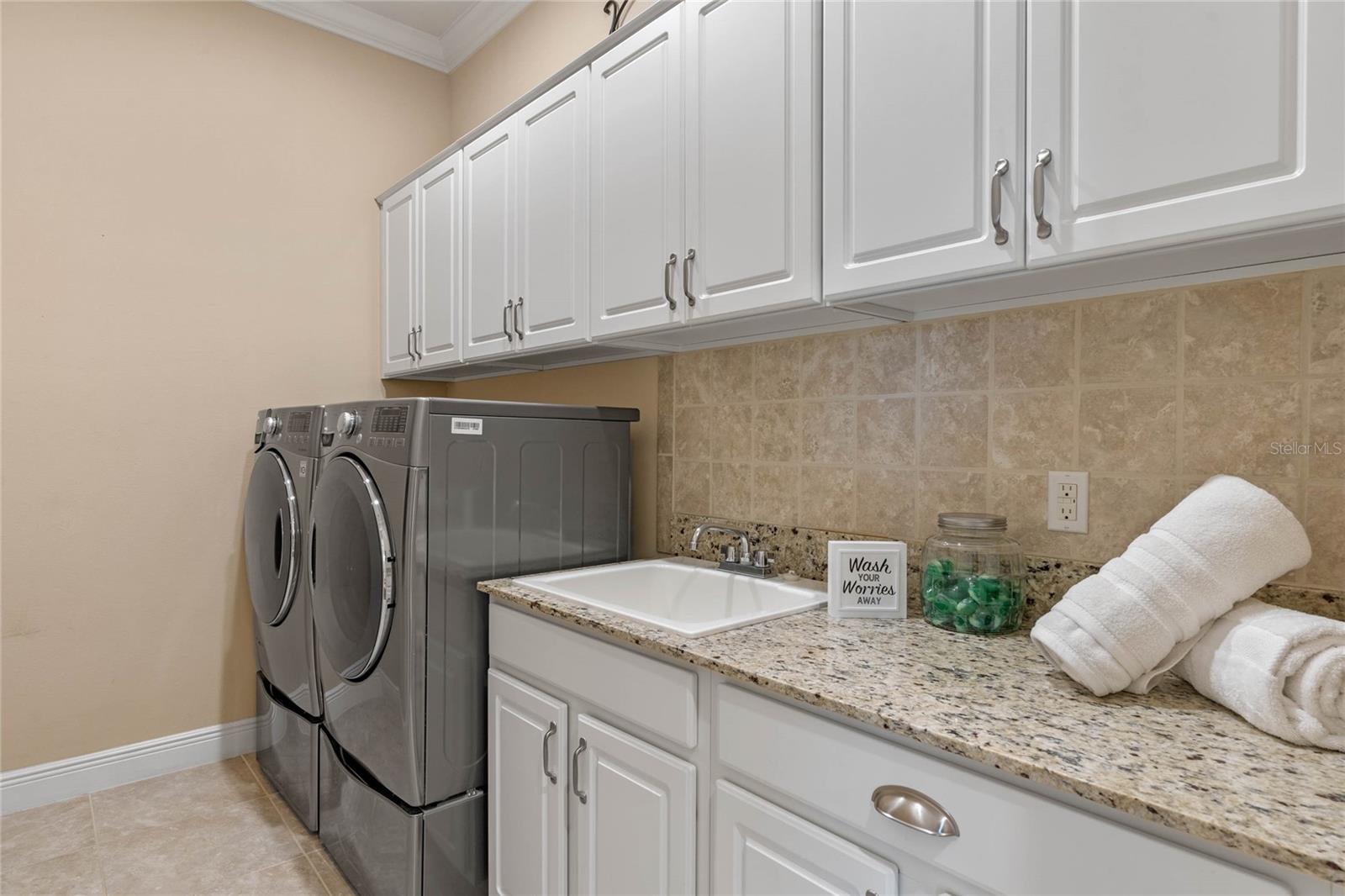 15461 Sandfield Loop