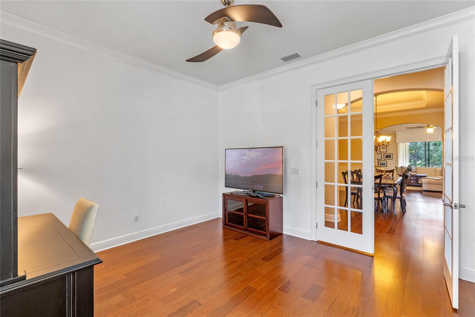 15461 Sandfield Loop