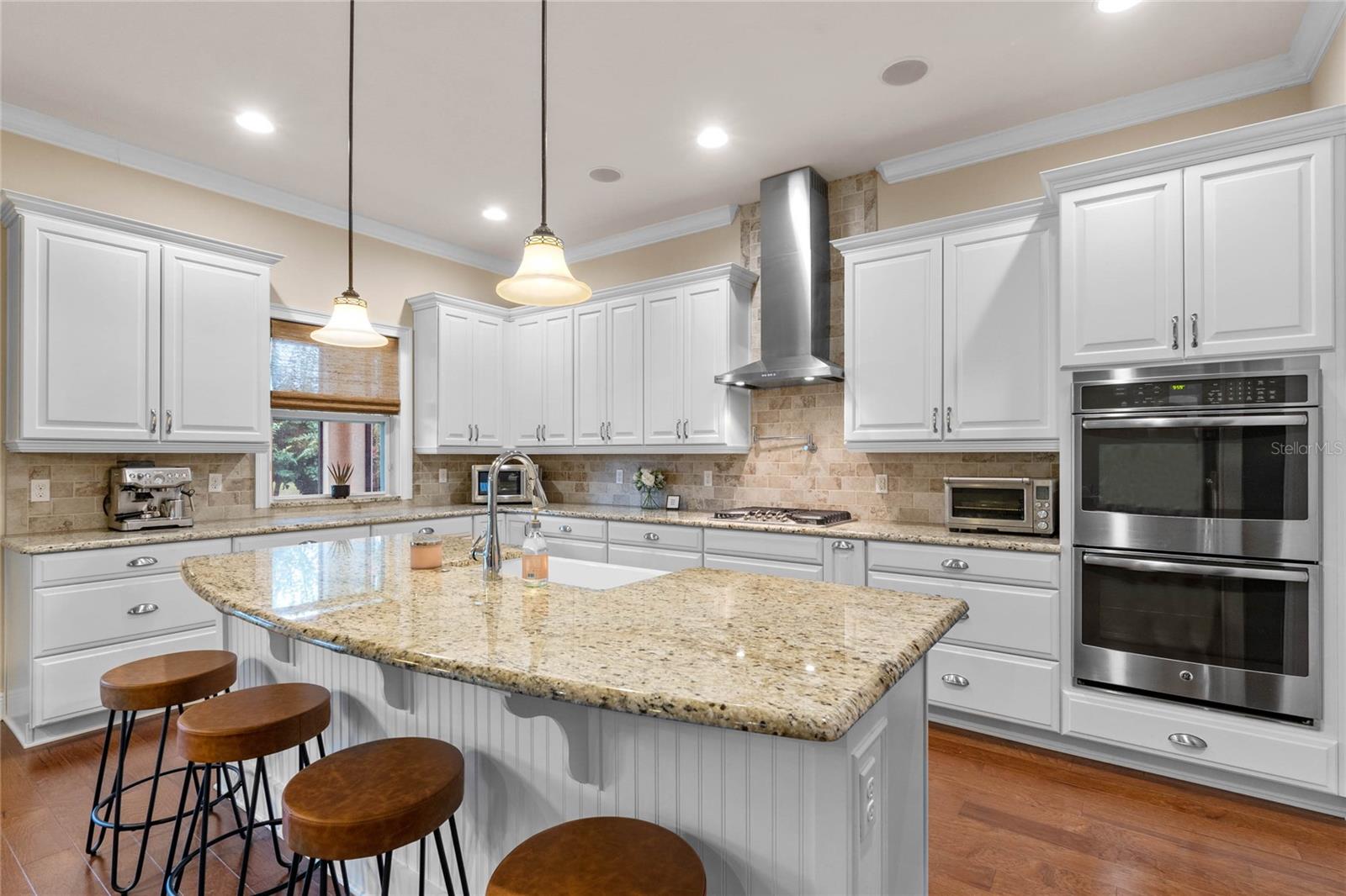 15461 Sandfield Loop