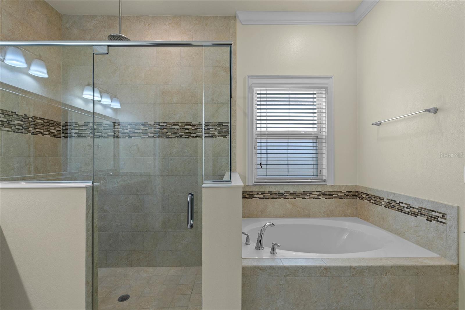 15461 Sandfield Loop