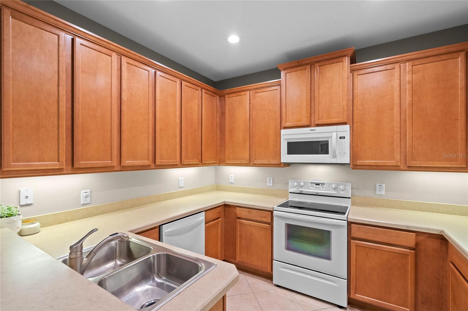 663 Canyon Stone Cir