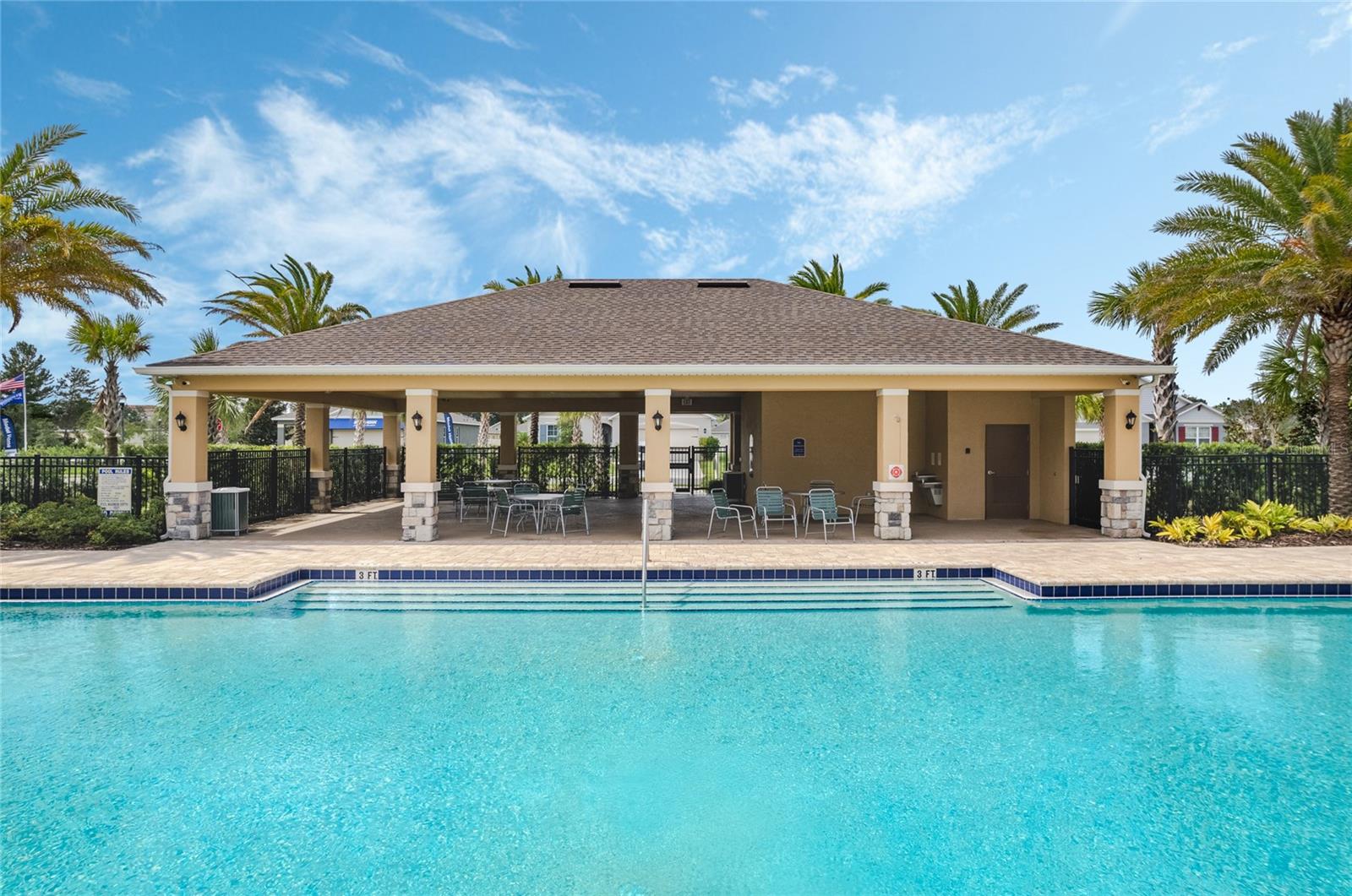 1034 Victoria Parc Ave