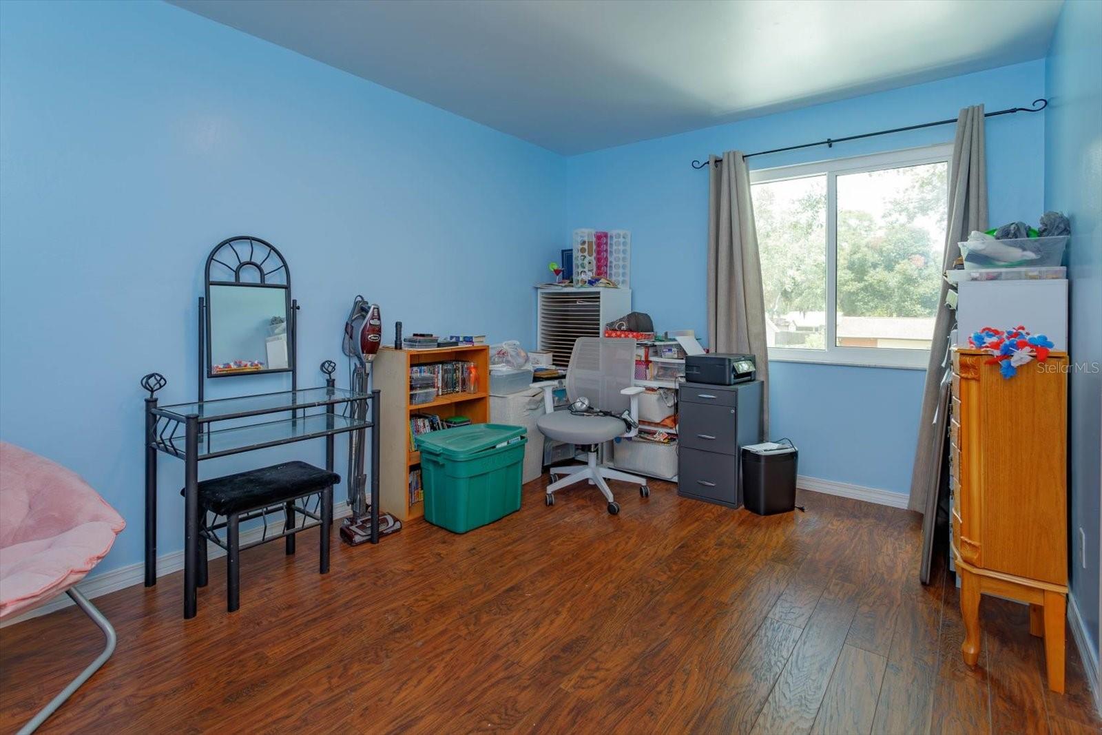 1190 Village Forest Pl