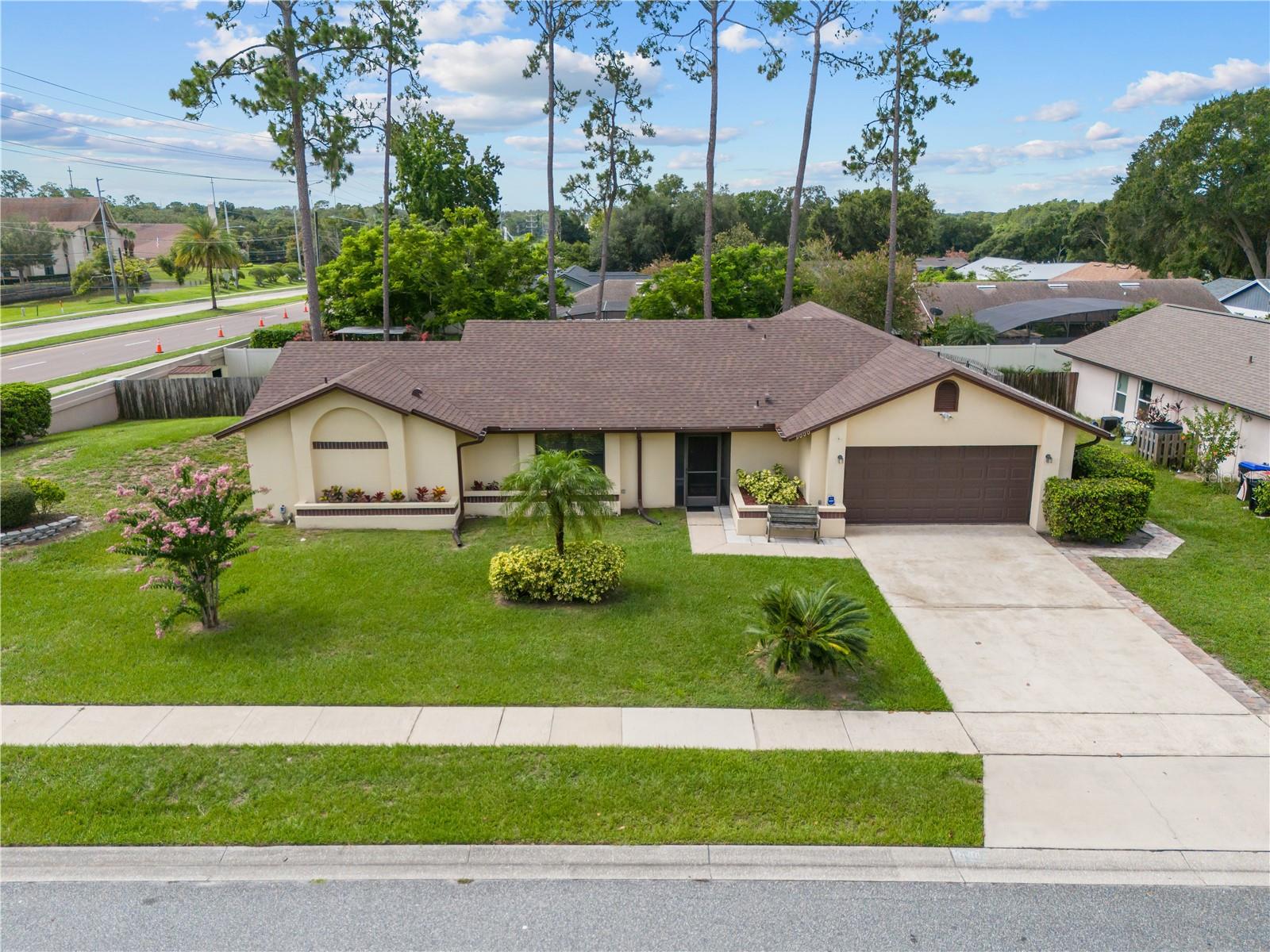 9000 Woodbreeze Blvd