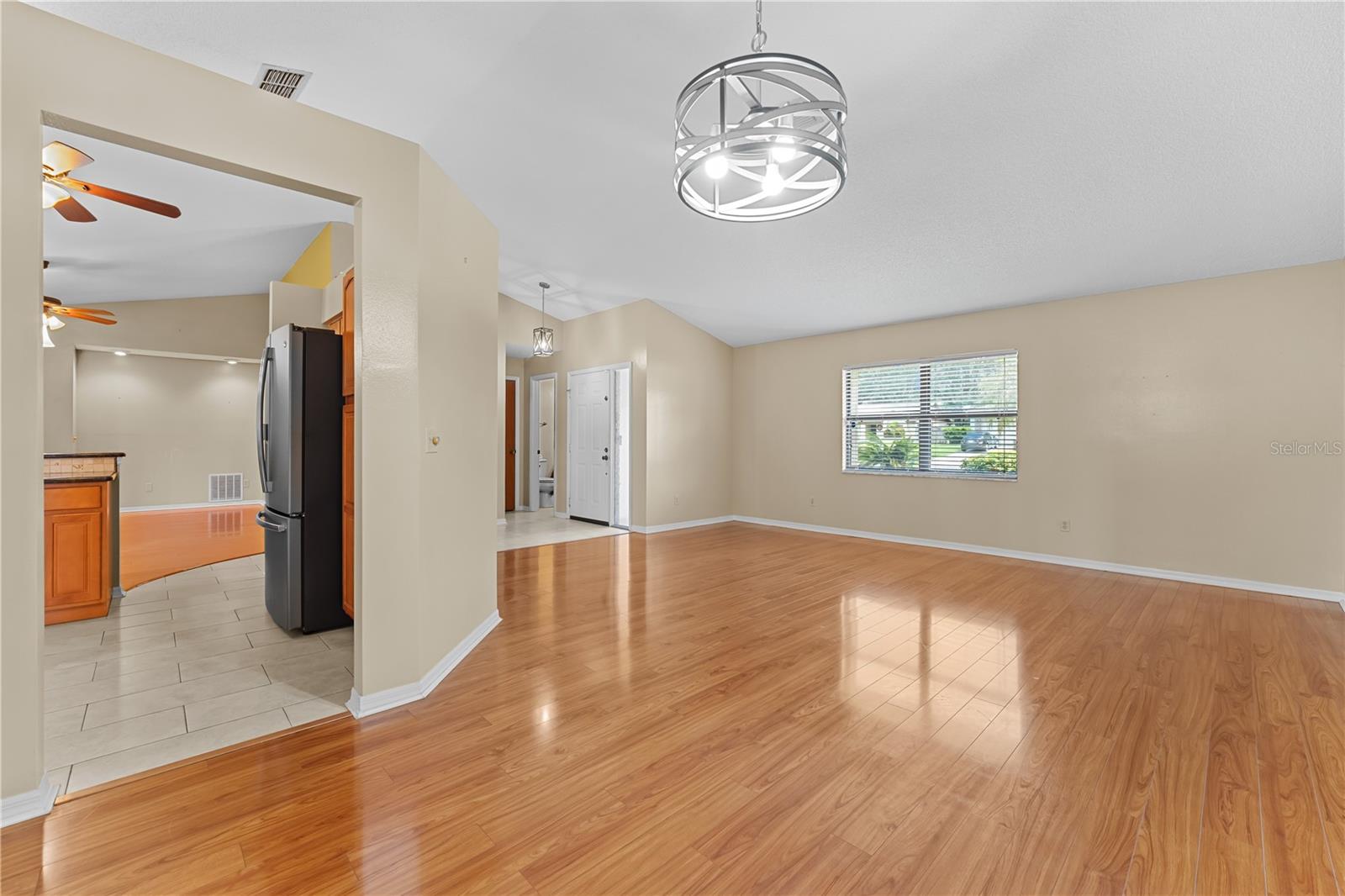 9000 Woodbreeze Blvd