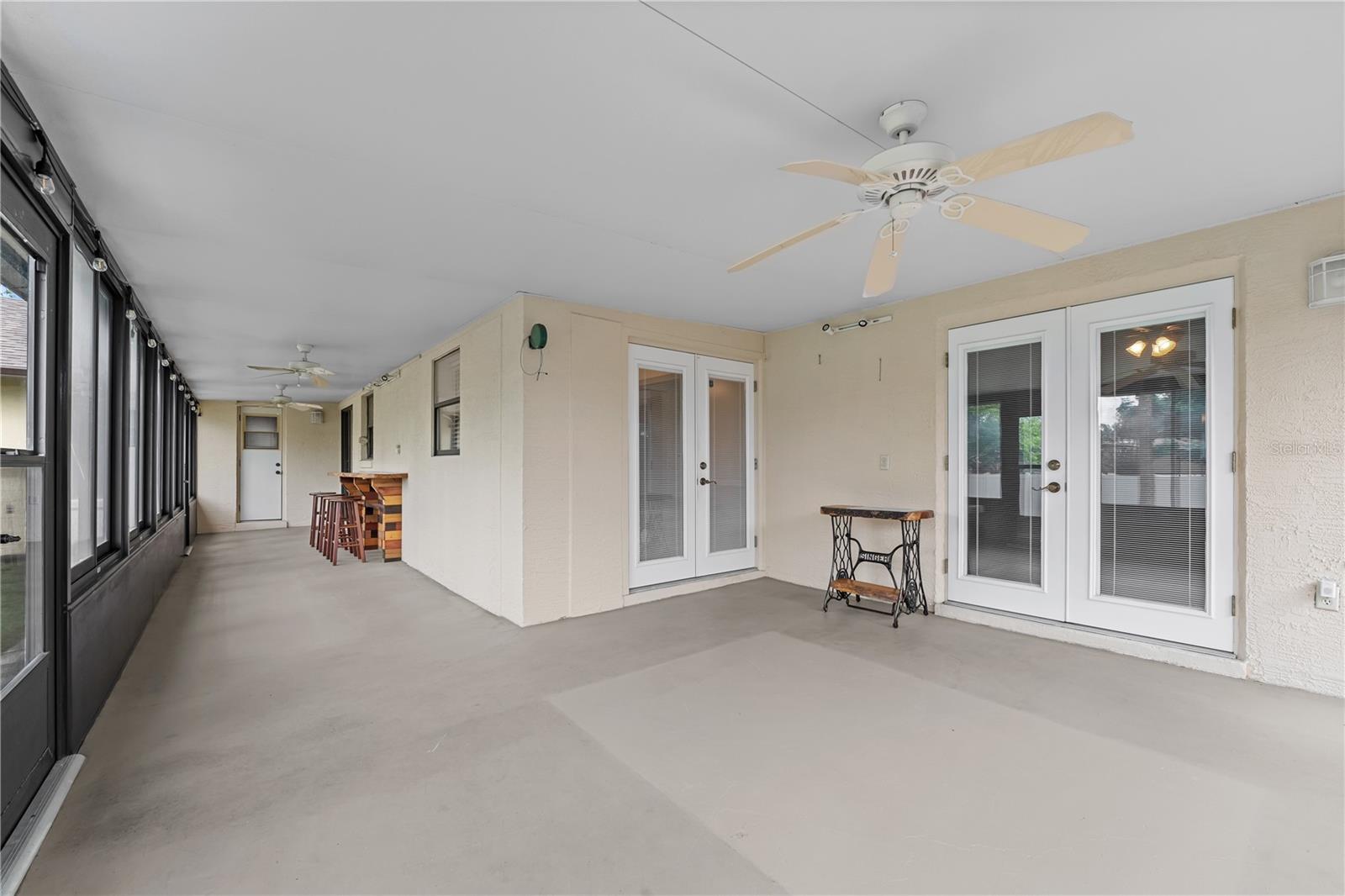 9000 Woodbreeze Blvd