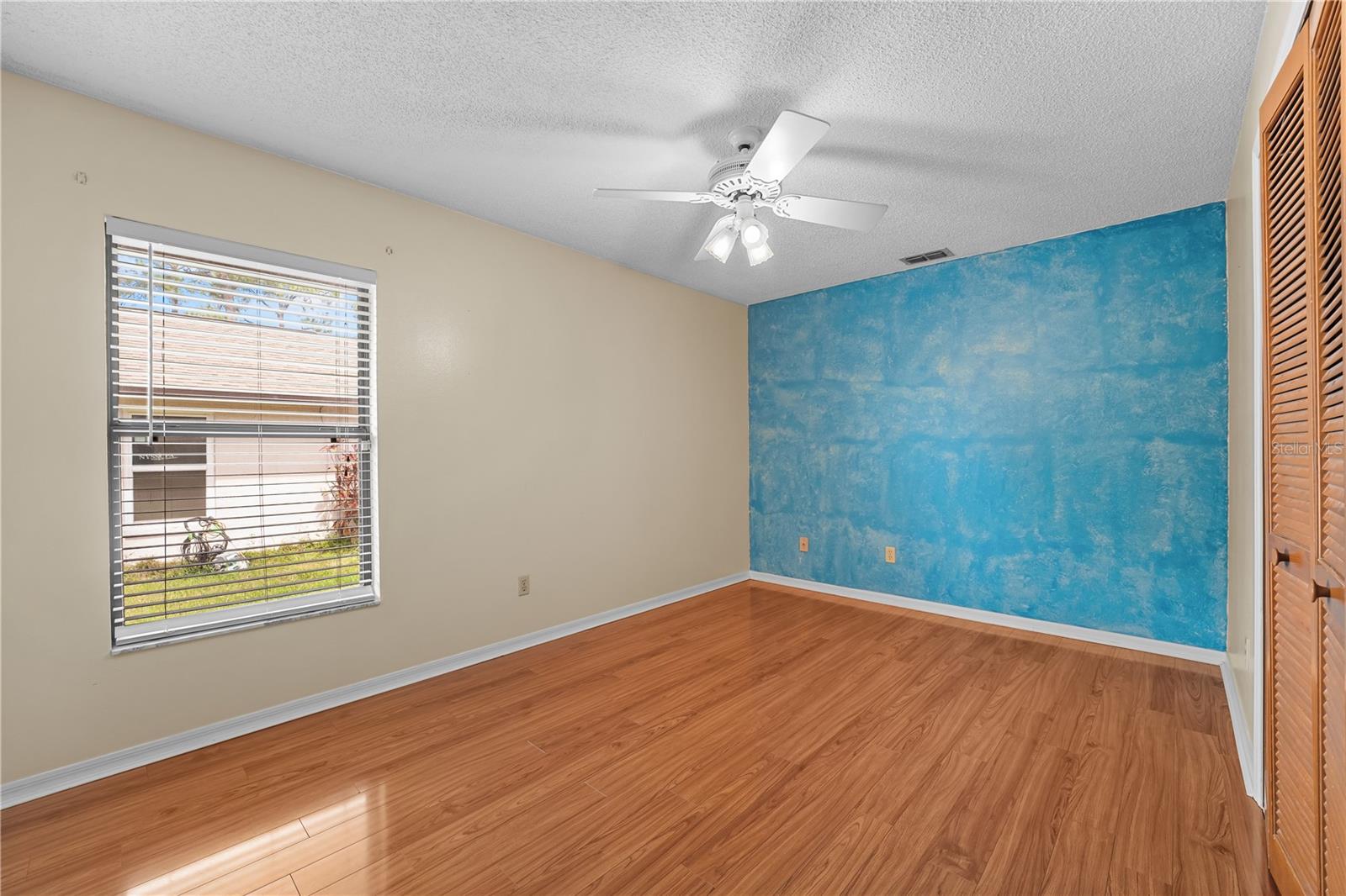 9000 Woodbreeze Blvd