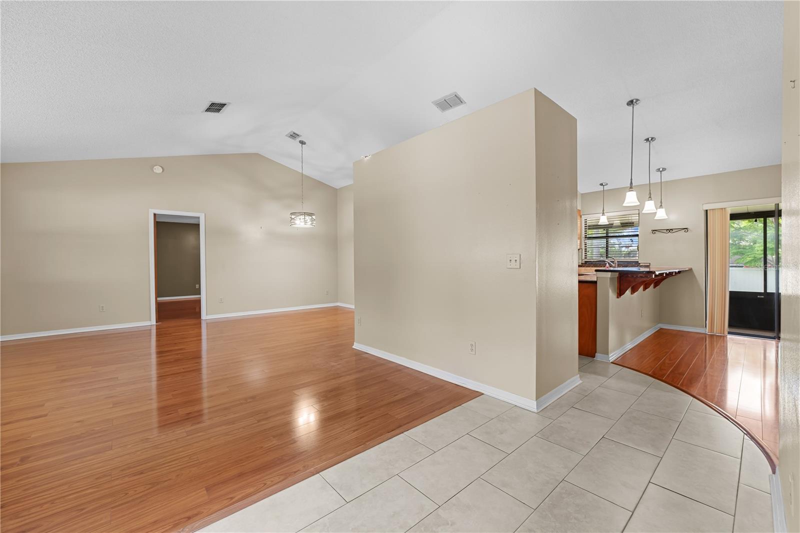 9000 Woodbreeze Blvd