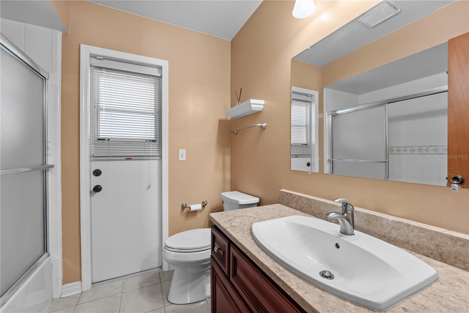 9000 Woodbreeze Blvd