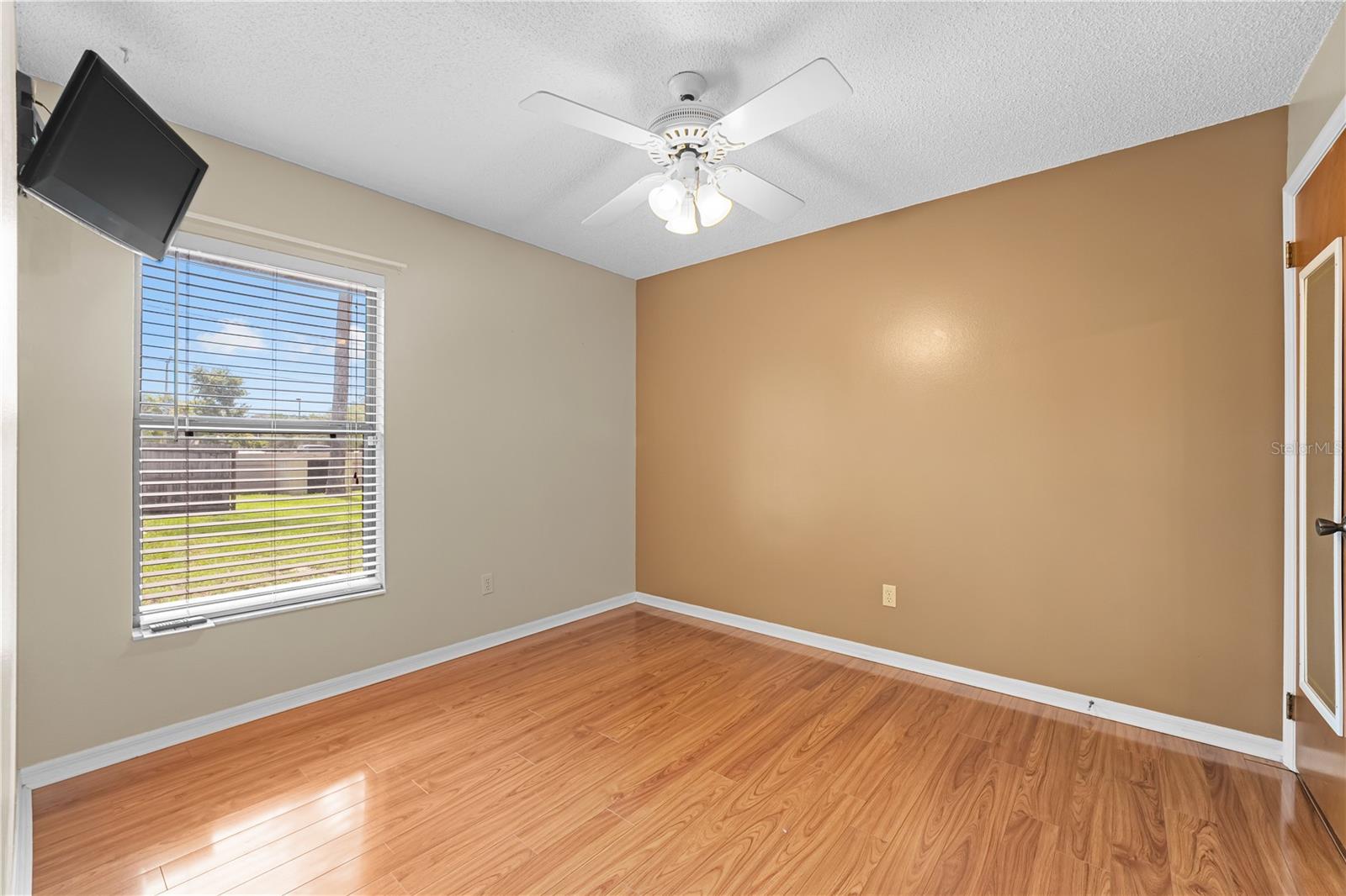 9000 Woodbreeze Blvd