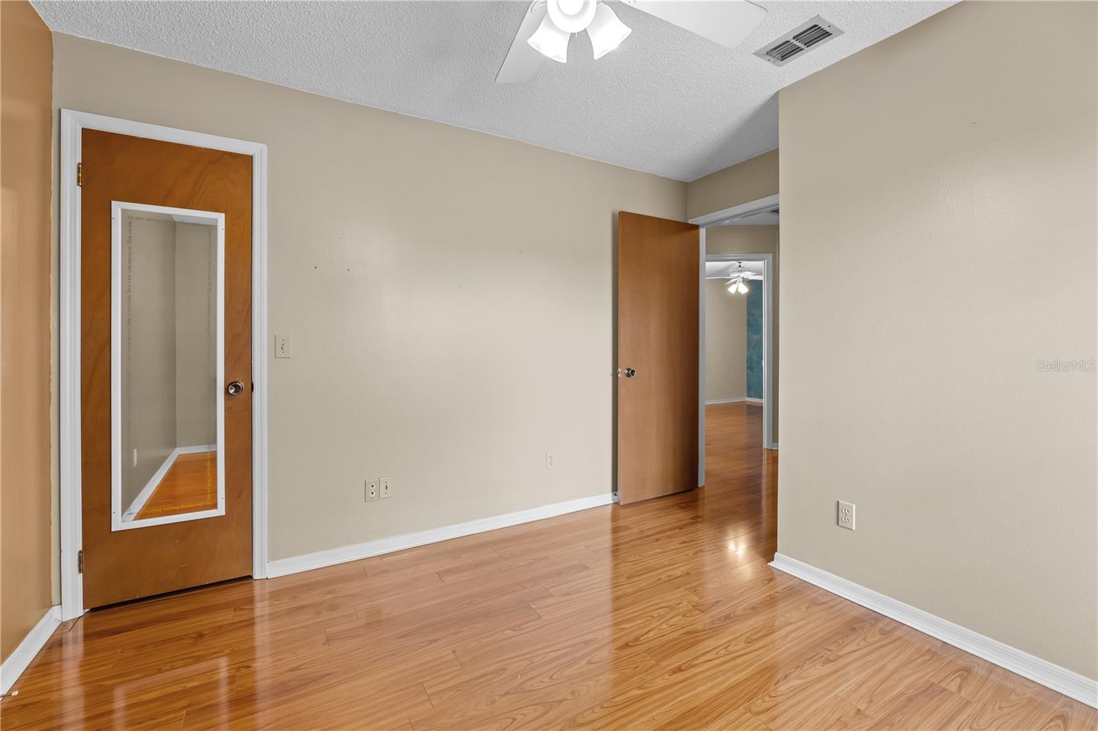 9000 Woodbreeze Blvd