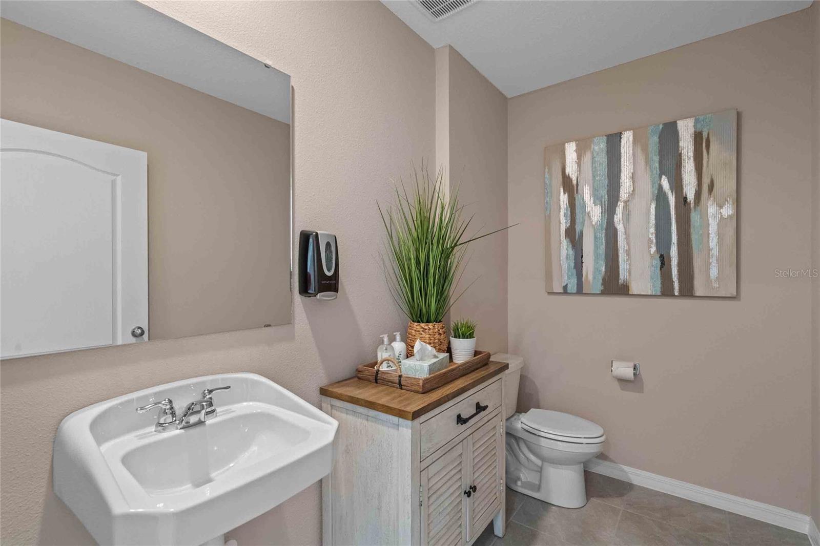 3866 Rory Oak Cir