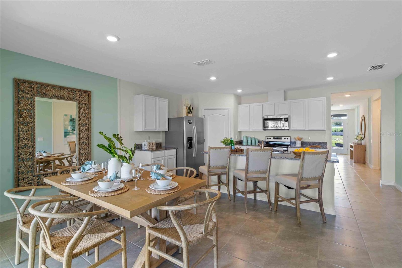 3866 Rory Oak Cir
