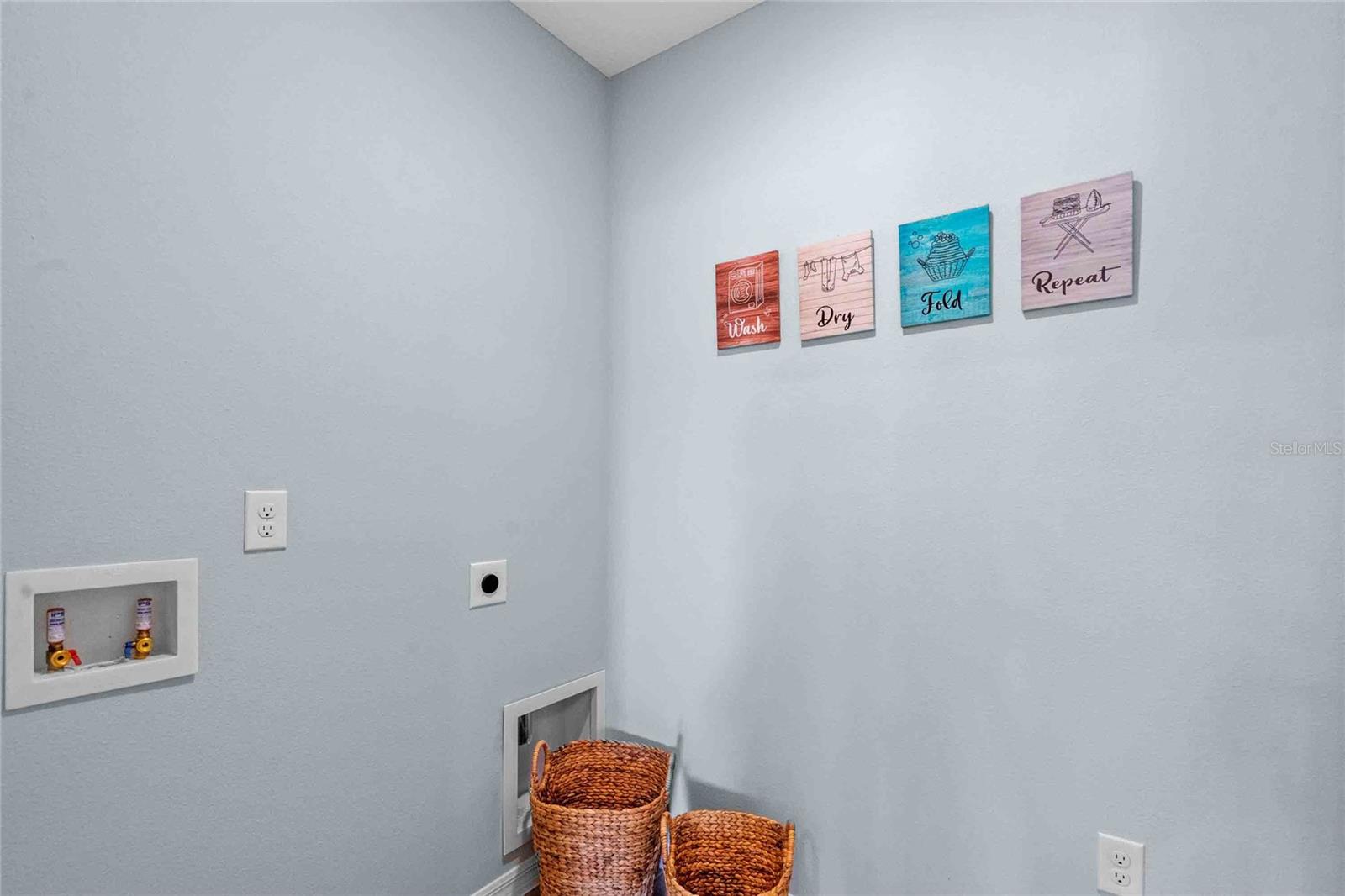 3866 Rory Oak Cir