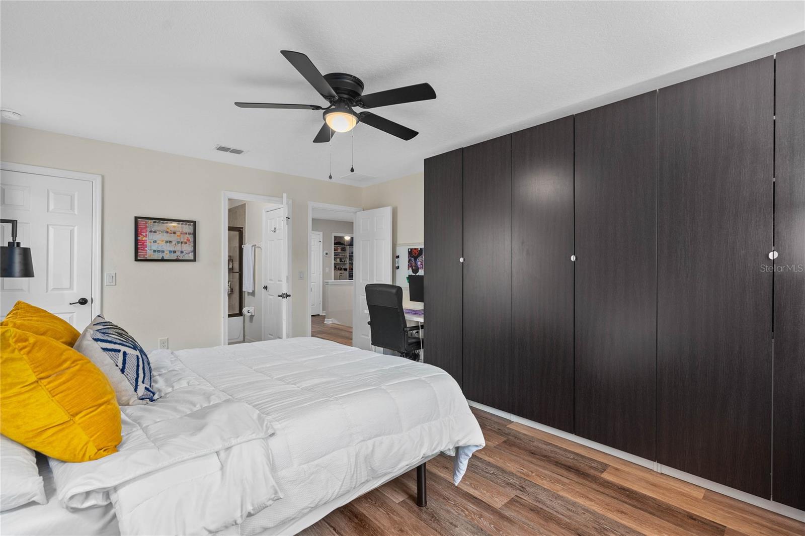 9203 Outlook Rock Trl