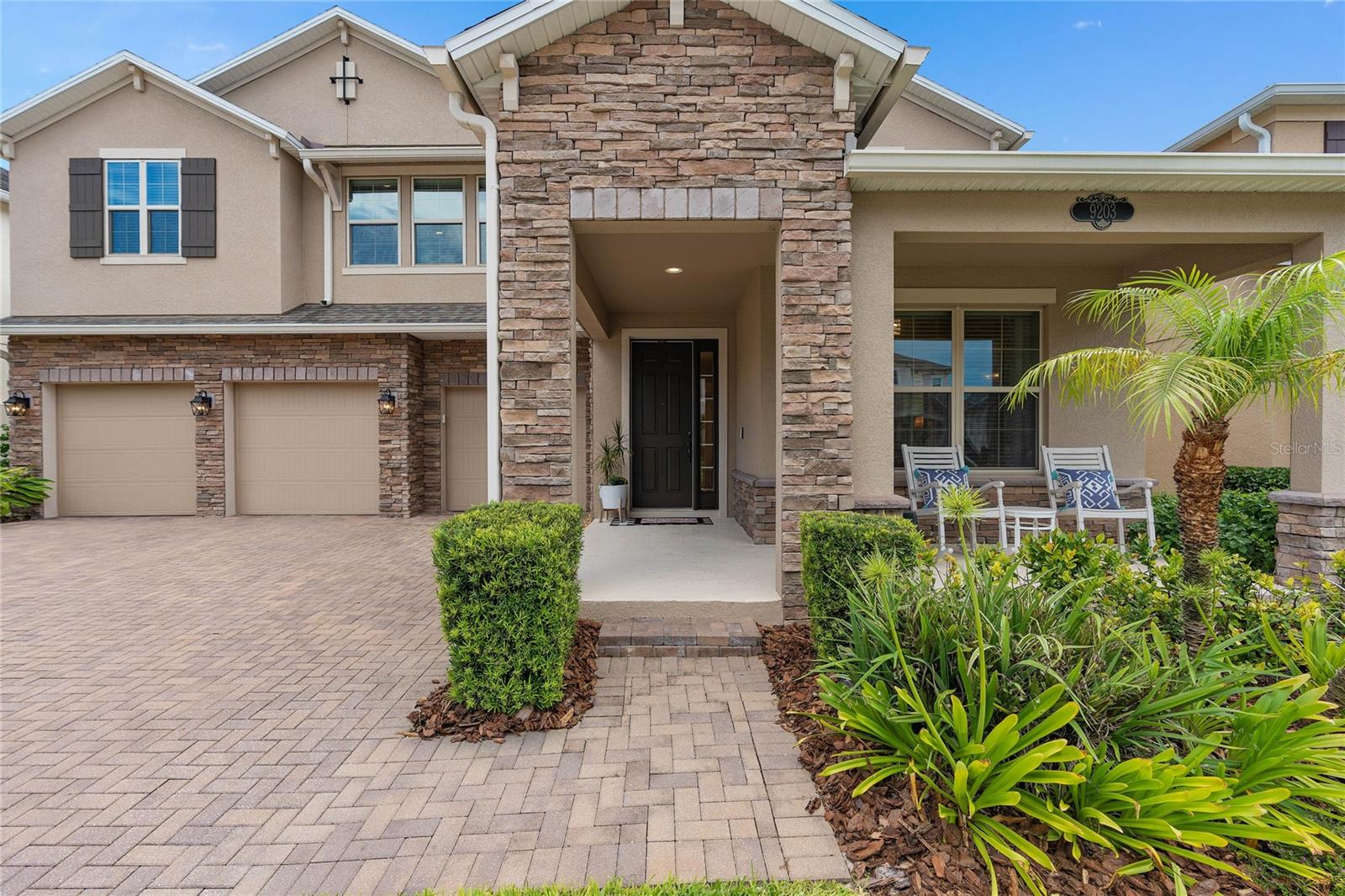 9203 Outlook Rock Trl