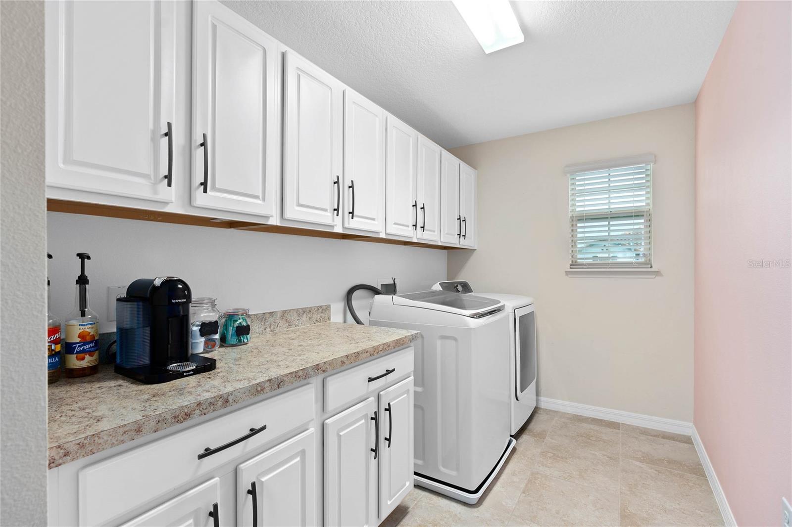 9203 Outlook Rock Trl