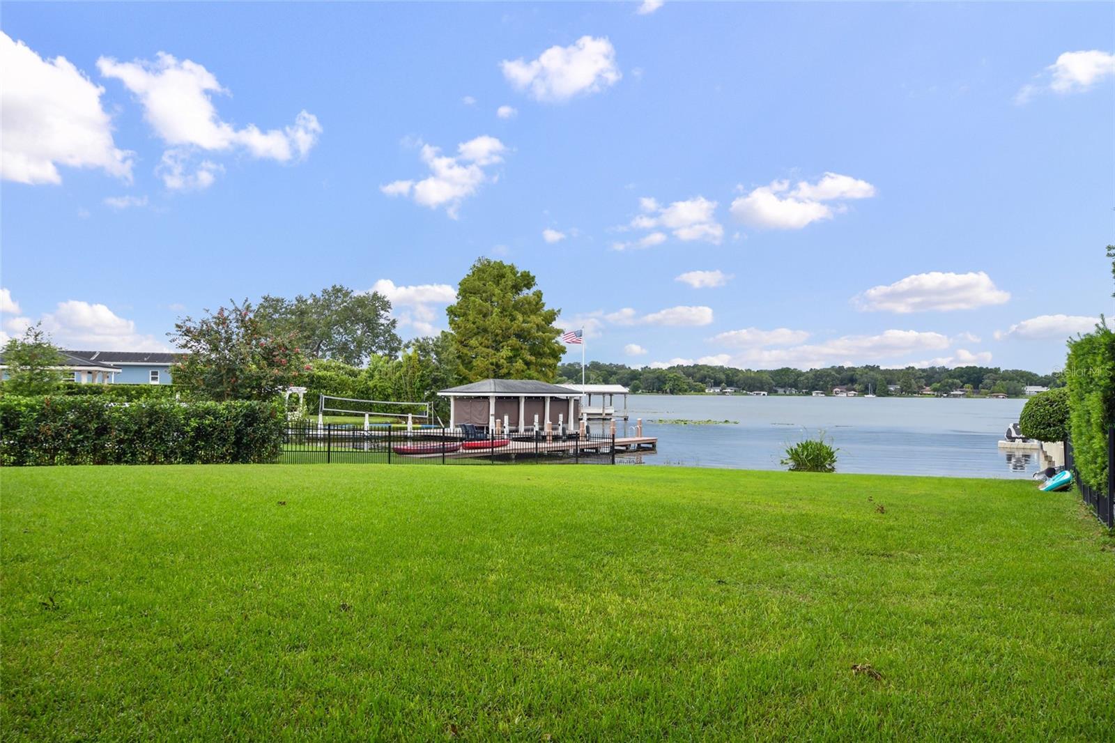 301 Richard Pl