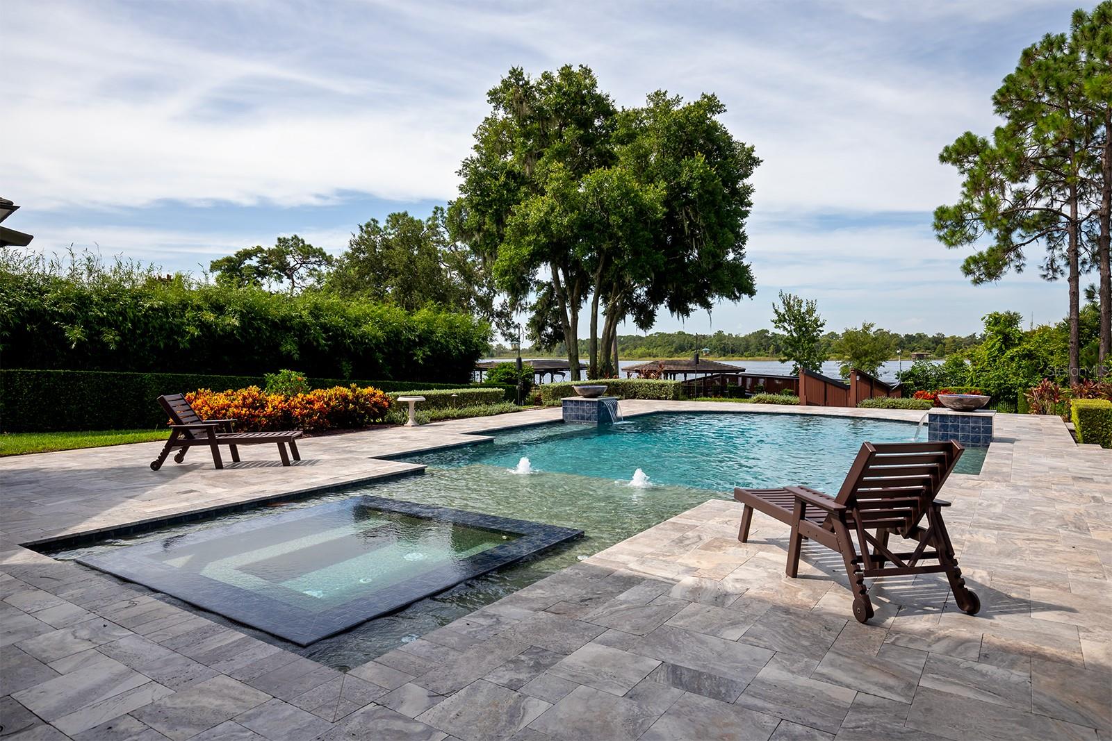 5006 Sawyer Cove Way