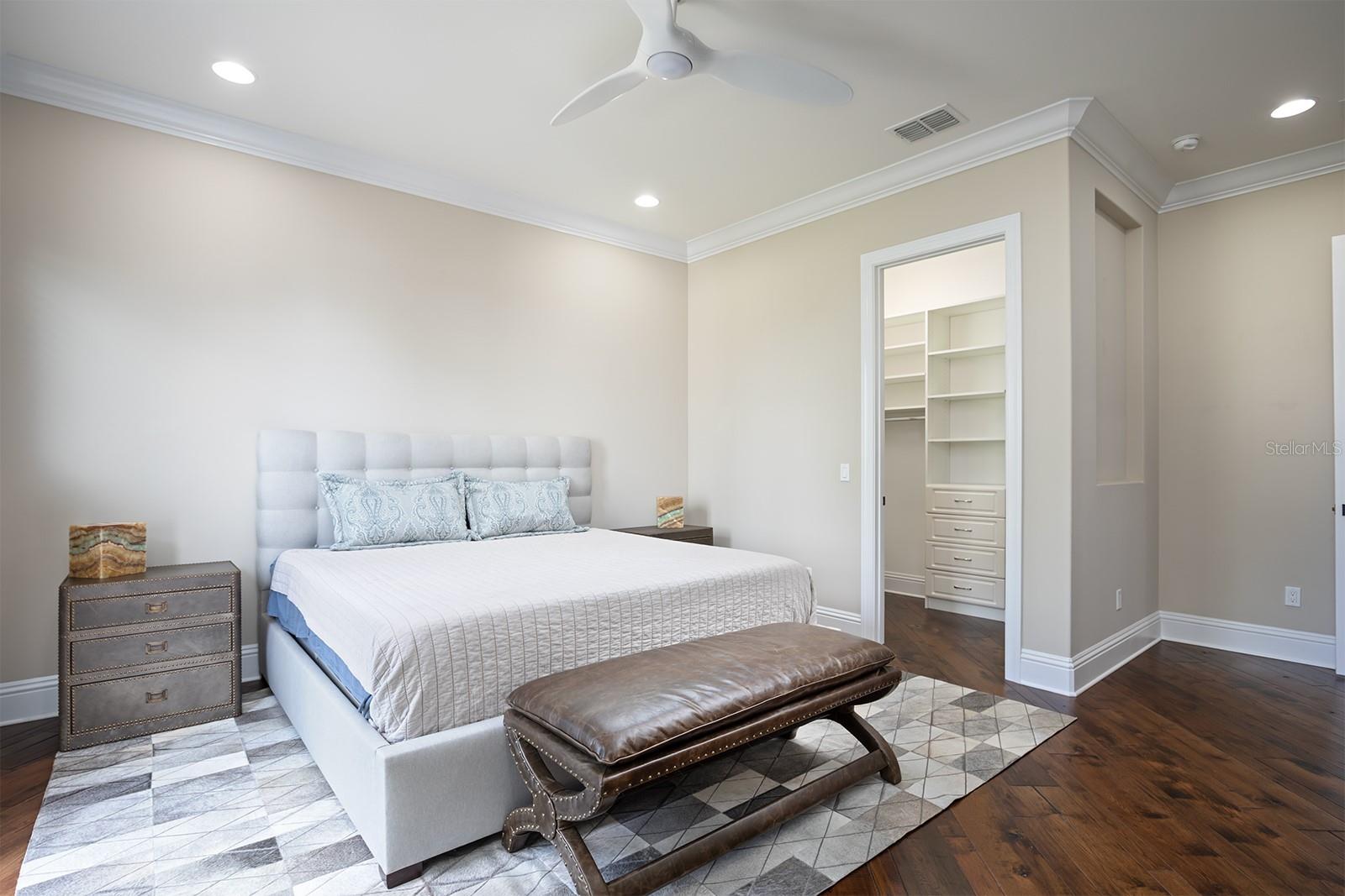 5006 Sawyer Cove Way