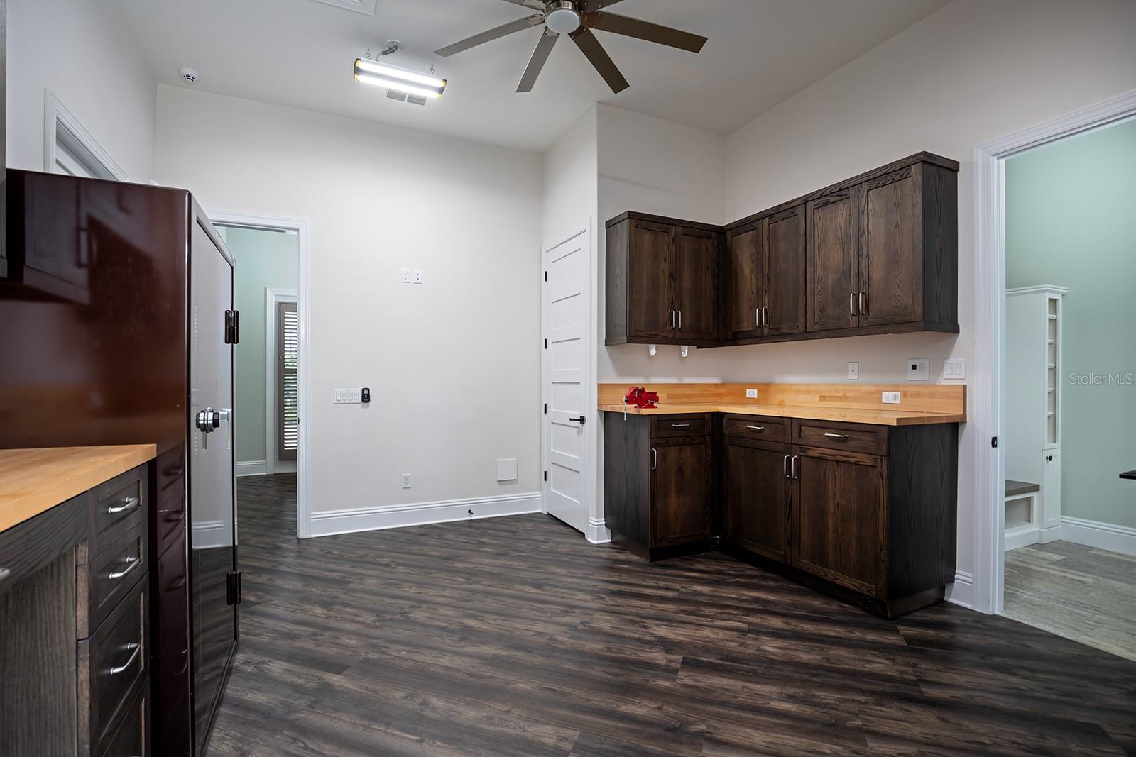 5006 Sawyer Cove Way