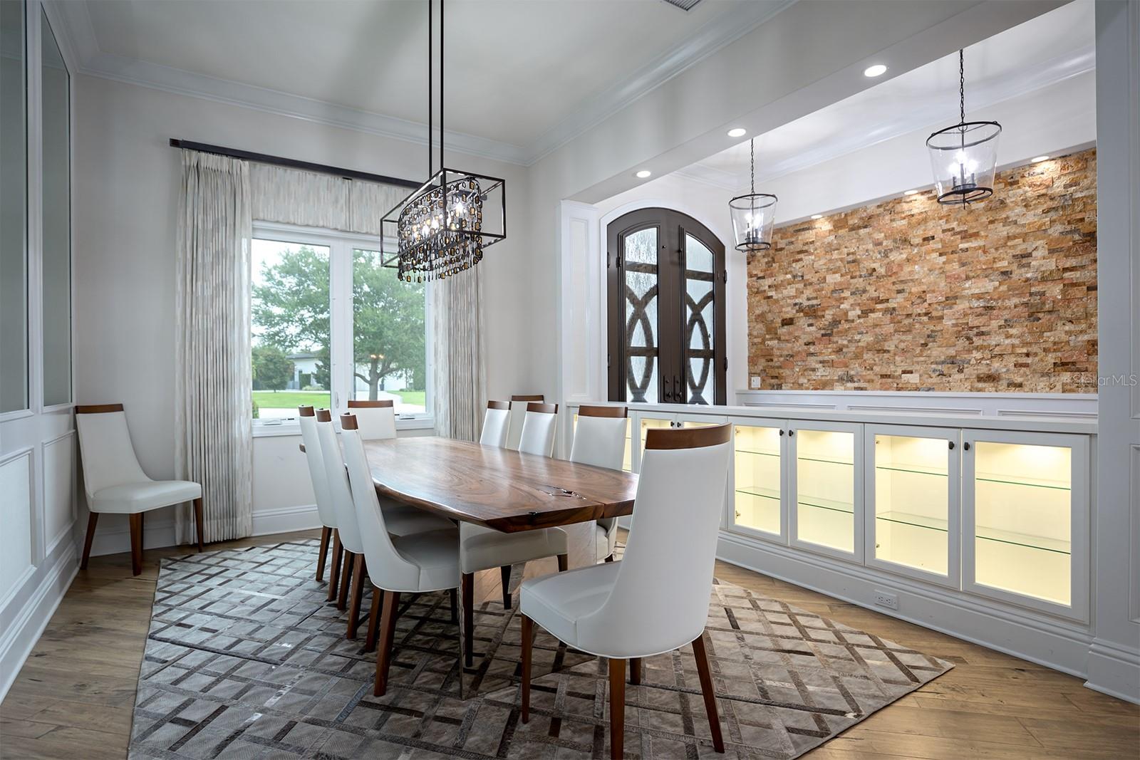 5006 Sawyer Cove Way