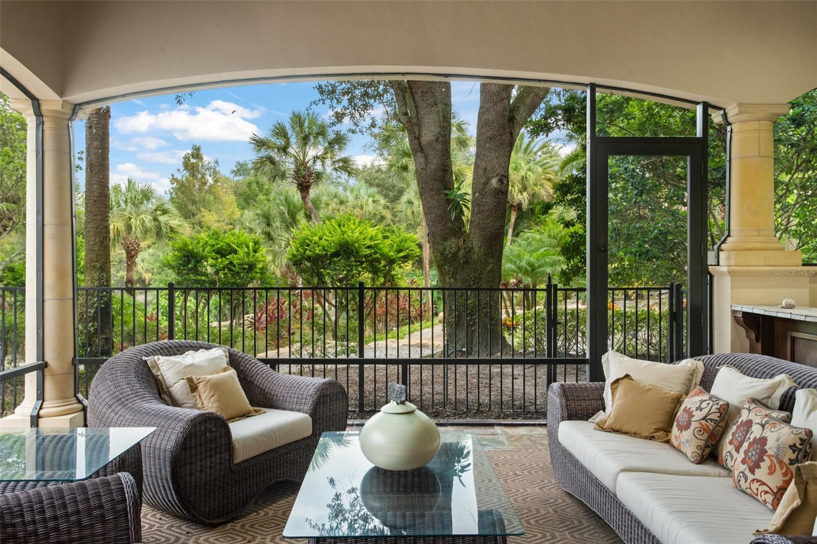 4806 Alexandra Garden Ct