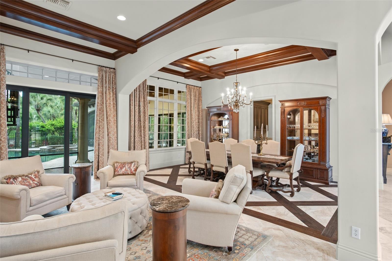 4806 Alexandra Garden Ct