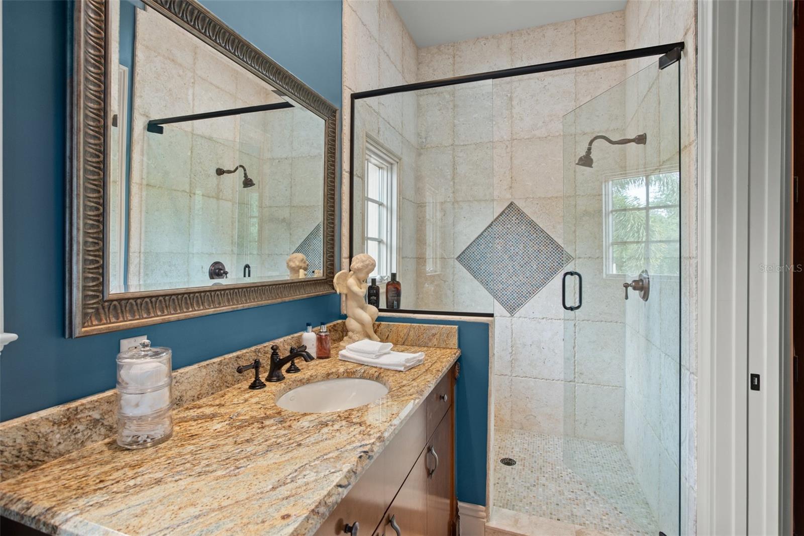 4806 Alexandra Garden Ct